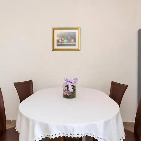 Appartamento Luzina Baška