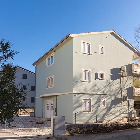 Luzina Apartment